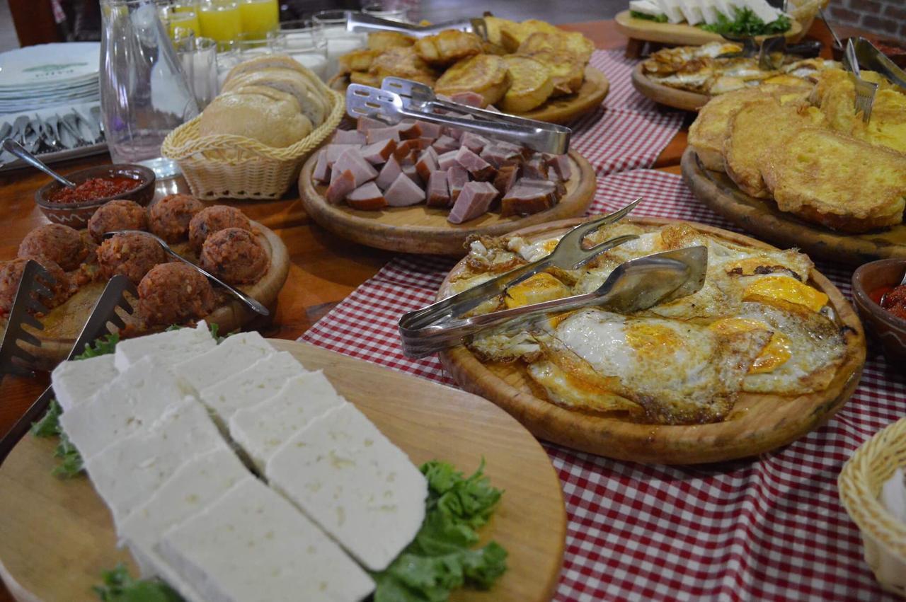 Etno Restoran Ranc Motell Radibus Exteriör bild